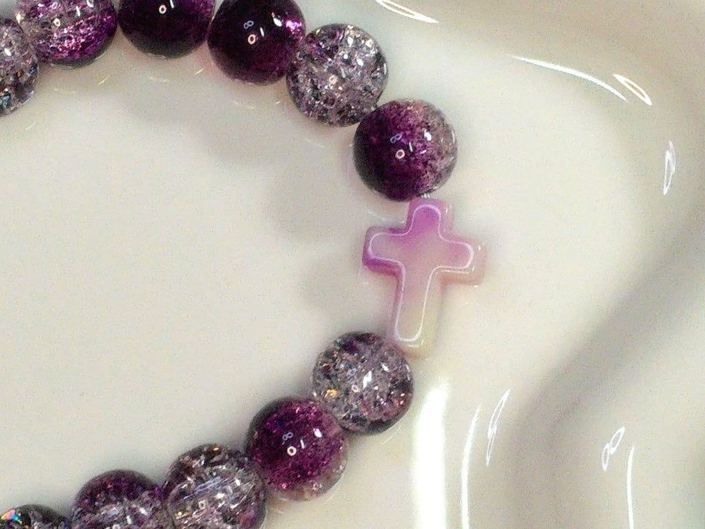 Purple and White Crackle Beaded Stretch Bracelet with Lavender Swirl Cross